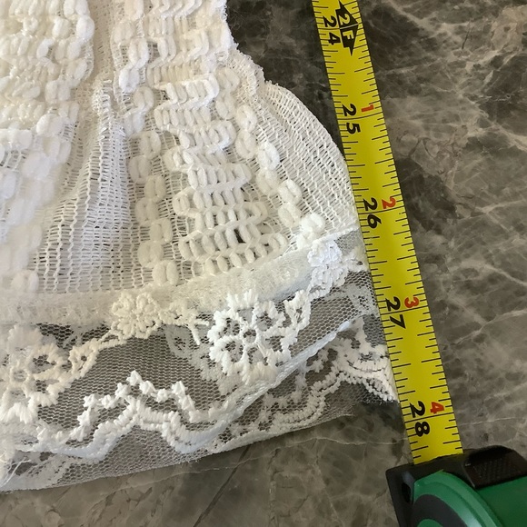 Chicme  V neck plain lace trim long sleeve shirt. Size X-Large - Picture 12 of 12